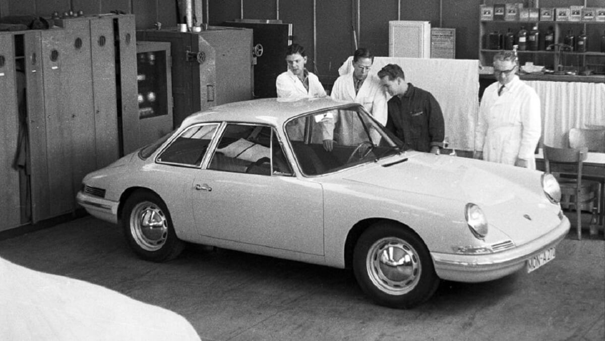 Porsche 911 Debut